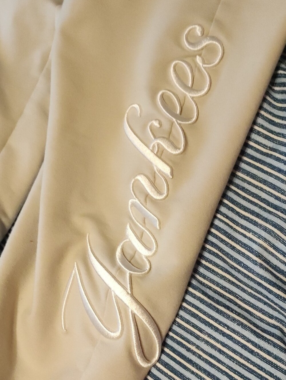 New Era Beige Yankees Sweatpants Joggers - Picture 5 of 6